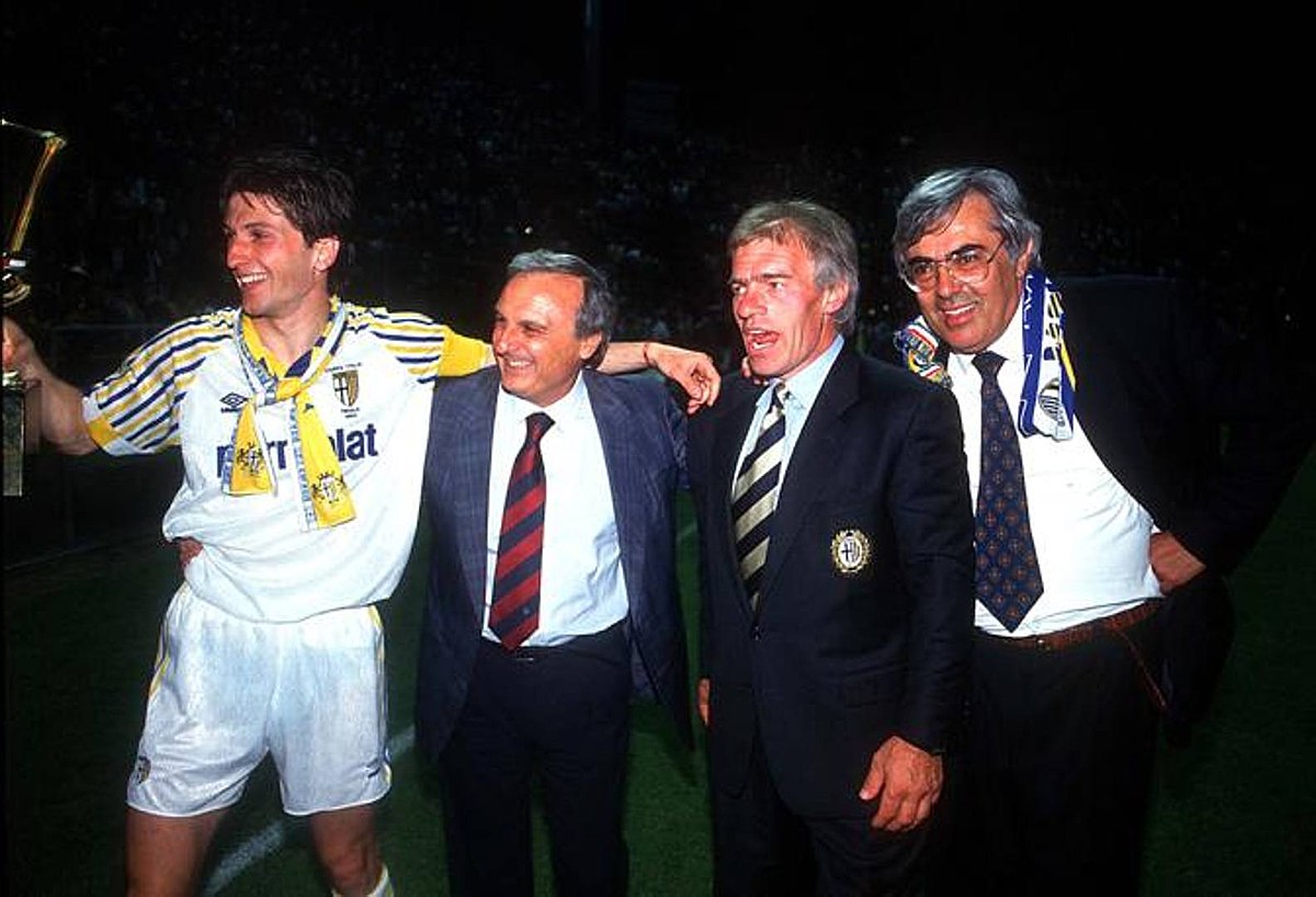 De la vía láctea a la leche cortada – Lástima a nadie, maestro, image size:1200x818